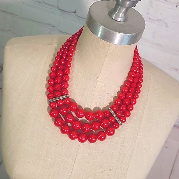 Kosmos Costume Jewelry Cranberry Blood Red Faux Pearl Three Strand Rhinestone - Picture 14 of 17